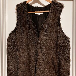 Ava & Viv Dark Brown Faux Fur Vest
